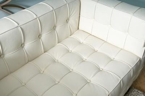 How To Decorate With A White Leather Couch And Loveseat Home How To Decorate With A White Leather Couch And Loveseat