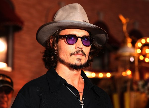 Johnny Depp foi eleito duas vezes o homem mais sexy do mundo pela revista People
