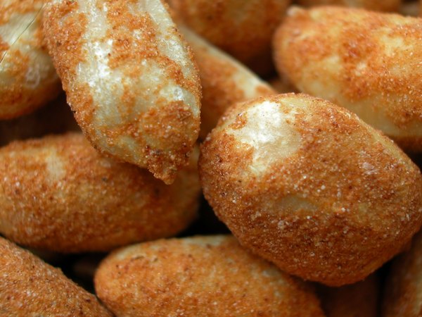 Prefira os salgados assados feitos com ricota, espinafre ou cenoura