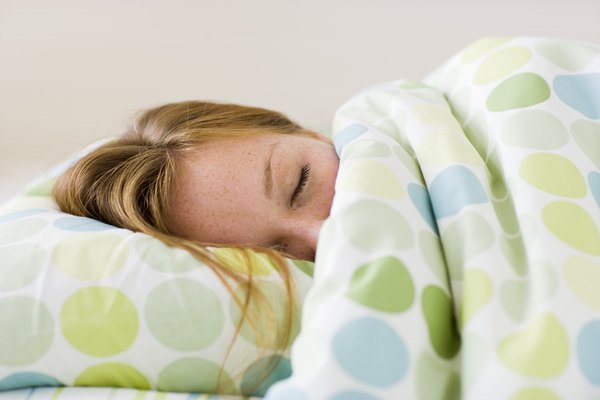 Dormir bem, sem exageros, pode diminuir a ocorrência das dores