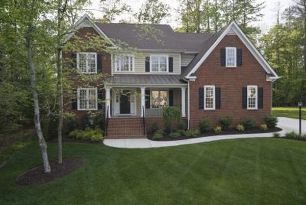 Ideas For Evergreen Hedges Front Yards Home Guides Sf Gate Ideas For Evergreen Hedges Front Yards