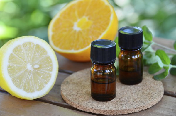 O limão, além de revitalizar a pele, é também um branqueador natural