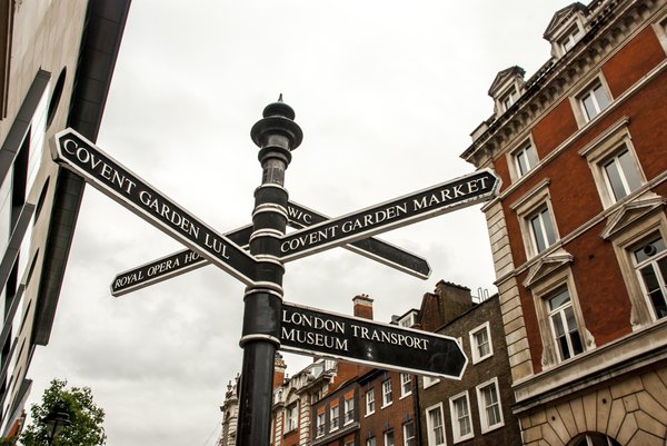 Guias precisam conhecer os destinos para orientar os turistas