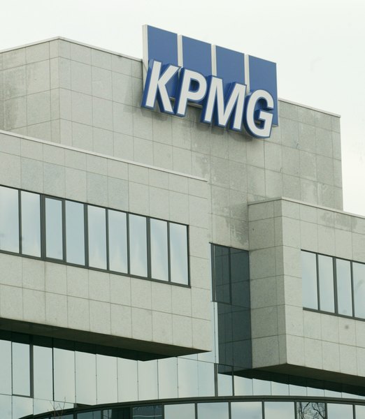 Quem não quer trabalhar nos bancos pode pleitear uma vaga nas chamadas "Big Four"