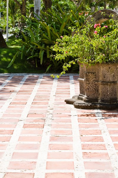 Pavers Vs Tile, What Is The Difference Between Pavers And Tiles