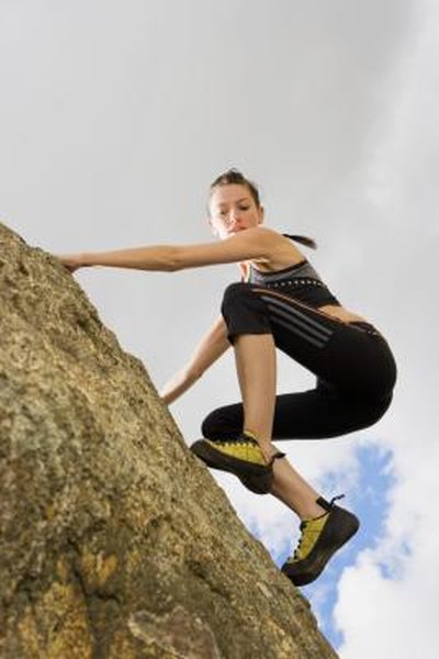 Bouldering Workout Routine - Woman