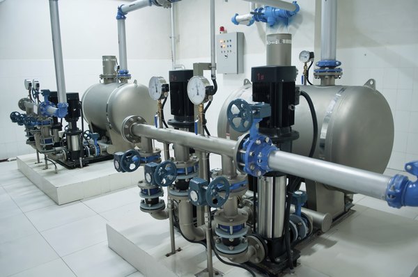 Industrial pump equiment with Kelvin gauge