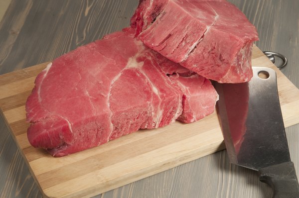 As carnes devem ser cortadas em sentido contrário ao das fibras