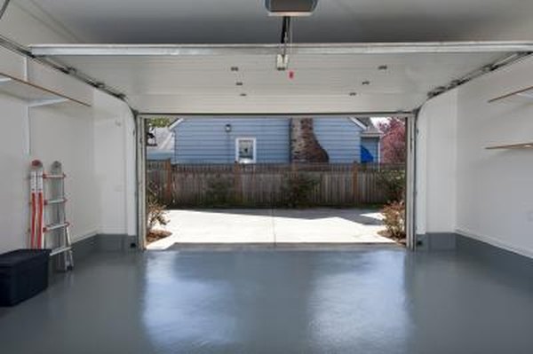 How to Use Dish Soap for Concrete Floors | Home Guides | SF Gate How to Use Dish Soap for Concrete Floors | Home Guides | SF Gate