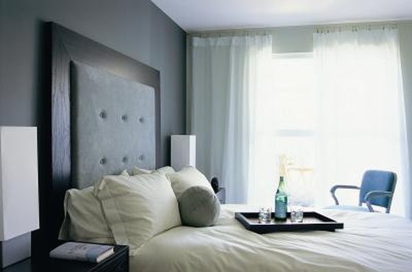 How To Decorate A Master Bedroom With Dark Gray Walls Home