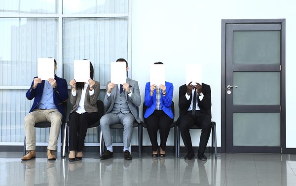 Não é preciso incluir todos os seus documentos e dados pessoais no curriculo