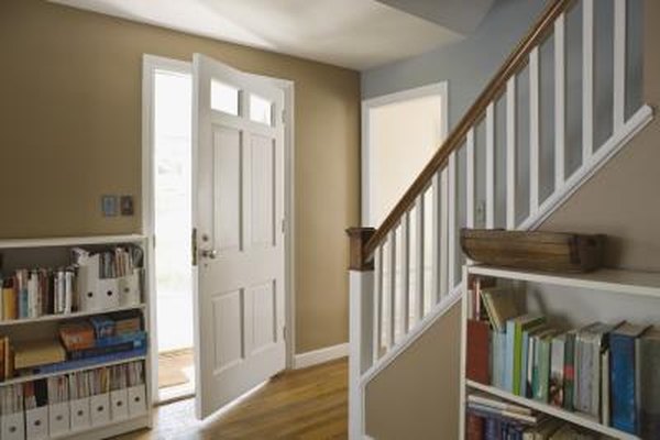 What Are The Benefits Of Wood Vs Tile For Entry Ways Home