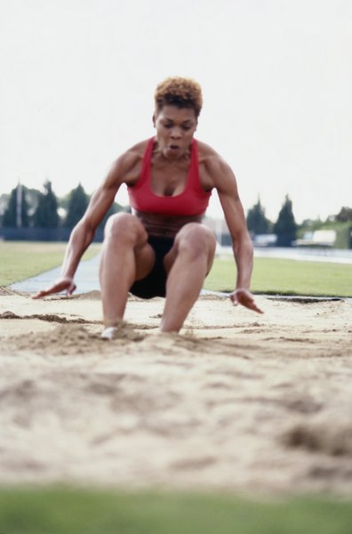 Long Jump Technique - Landing for Maximum Distance 