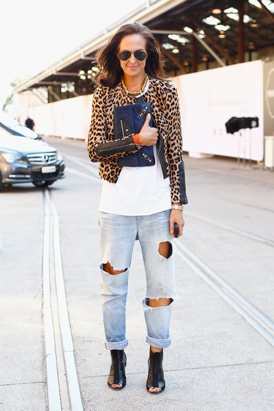O jeans do namorado é a nova moda