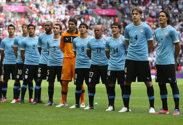 O Uruguai foi o primeiro país a sediar uma Copa do Mundo e também o primeiro a levantar a Copa
