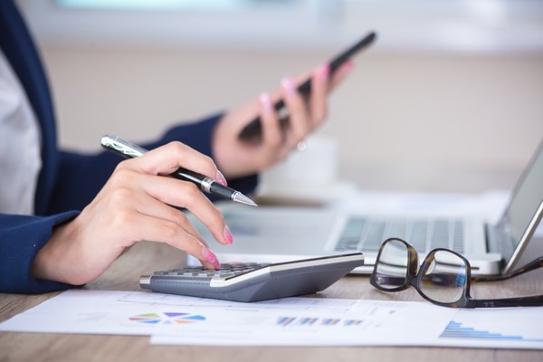 how to calculate the effective interest rate for discounted bonds calculate interest expense on bonds