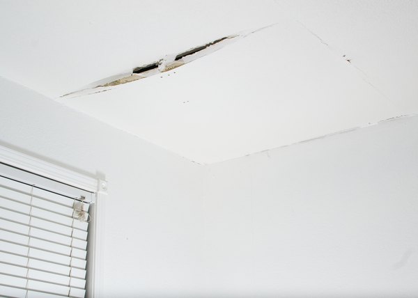 How To Know When Ceiling Cracks Are Structural Or Just Old