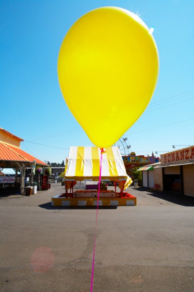 Balloon rubber is an excellent conductor of heat.