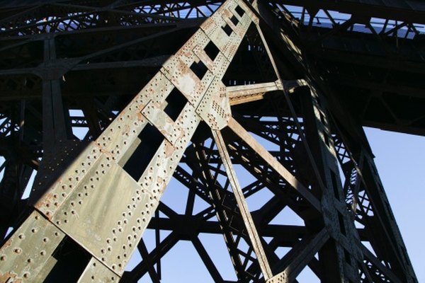 Photo Credit: Thinkstock/Comstock/Getty Images Bridge truss