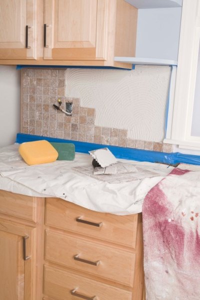 Remove Polyurethane Finish From Cabinets, How To Remove Polyurethane Kitchen Cabinets From Wood