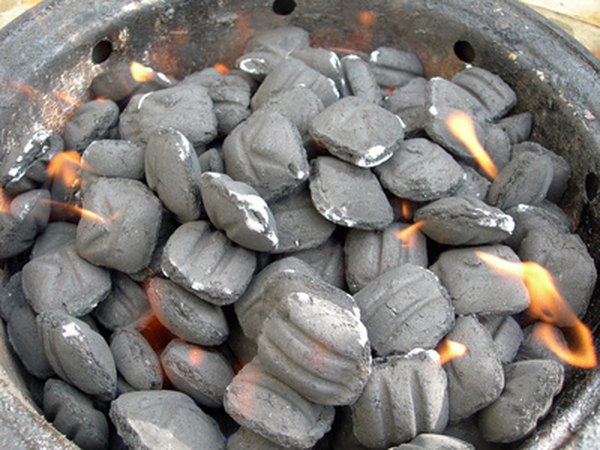Charcoal briquettes are shaped by using algins from brown seaweed as binders.