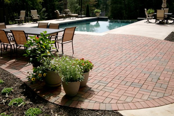 how-to-cut-paver-stones-with-a-chisel-homesteady