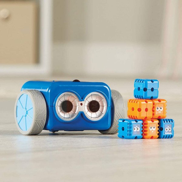 Botley Robot Teaches Coding without Screens - The Coding Robot Activity Set  Review, Tech Age Kids