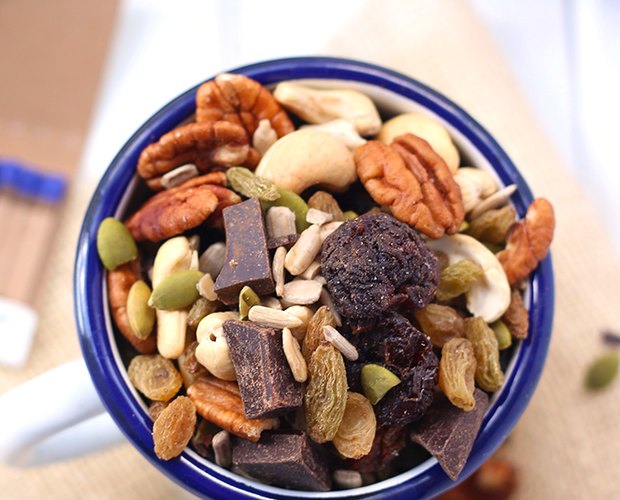 5 Tips For Making A Healthier Trail Mix | LEAFtv