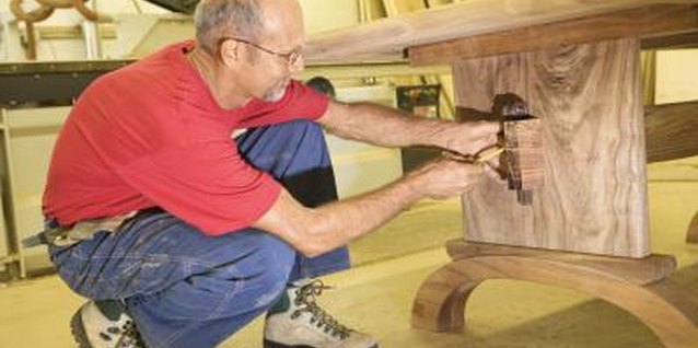 How To Change Trestle Table Bases Four Legs