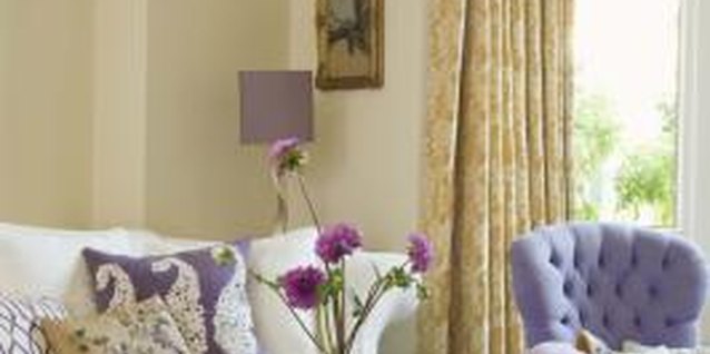 How To Figure Drapery Yardage For Patterned Fabric