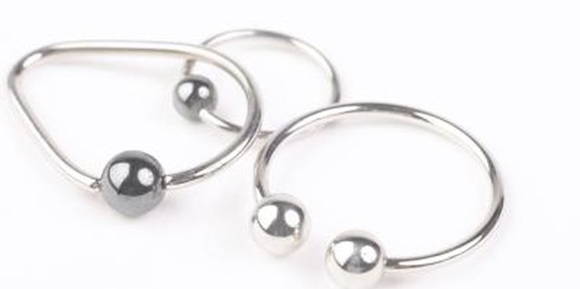 How To Clean Stained Surgical Steel Jewelry Use A Pencil Eraser To Scrub Away Stains On Surgical Steel Jewelry