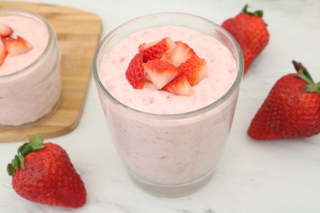 strawberry mousse cups