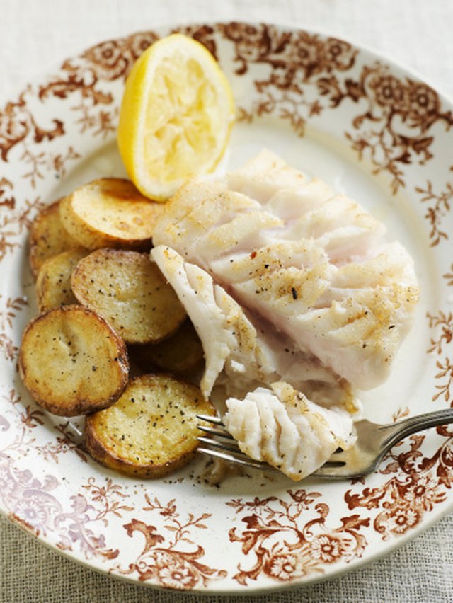 How to Pan Fry Cod or Haddock | eHow