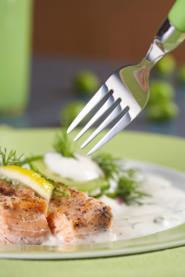What Is the Difference Between Coho & Sockeye Salmon? | eHow