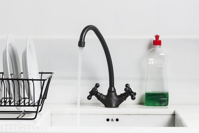 Kitchen sink minimal