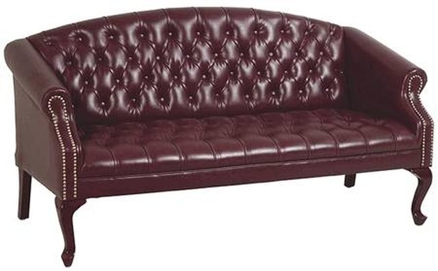 Types Of Antique Sofas With Pictures Ehow Queen Anne