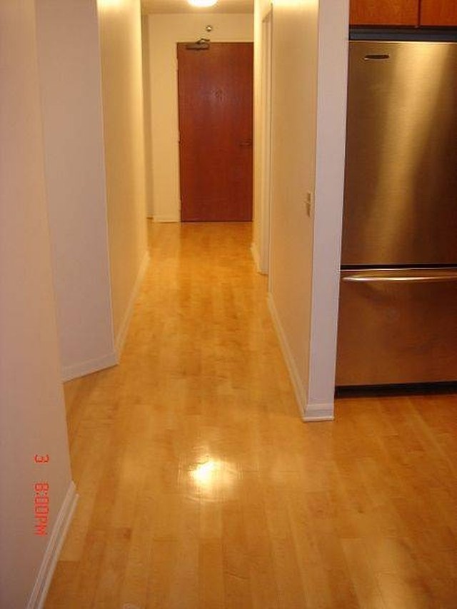 How To Care For Slippery Hardwood Floors Ehow Hardwood Flooring