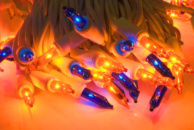 Difference Between Indoor Outdoor Lights Ehow Lights Are Marked Indoor And Outdoor For A Reason