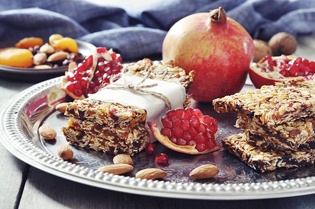 The 4-Ingredient Energy Bar