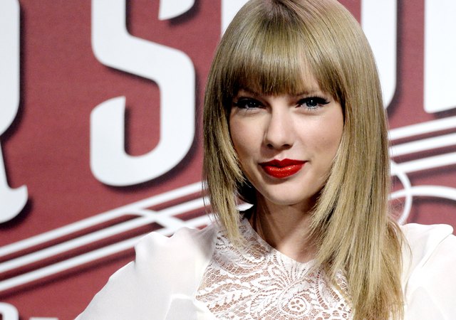 Taylor Swift Press Conference To Announce Breaking The Record Of Solo Artist Sold-Out Shows At The Staples Center