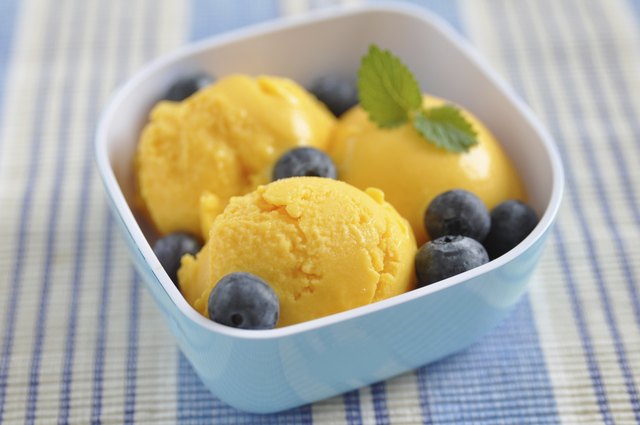 Mango ice cream