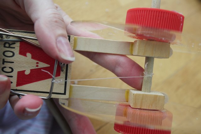 How to Build a Mousetrap Car (with Pictures) | eHow