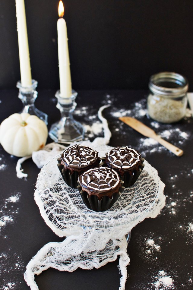 How to Make Spooky Spiderweb Cupcakes | eHow