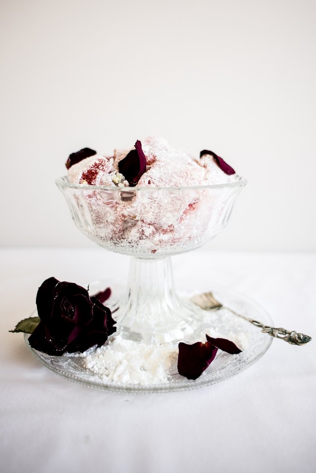 Serve the Turkish delight with dried rose petals if desired.