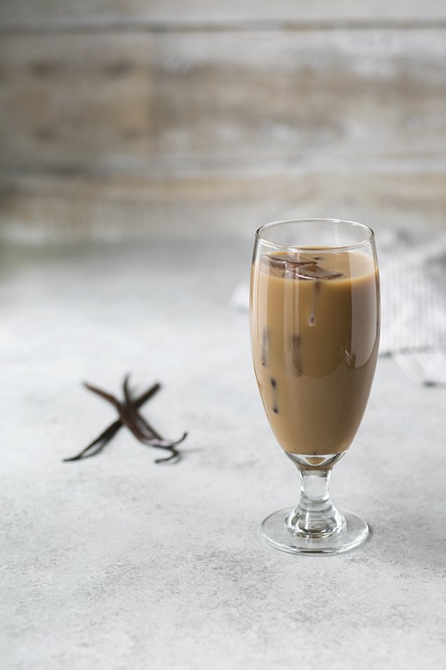 Recipe for How to Make a Delicious Vanilla Iced Coffee | eHow