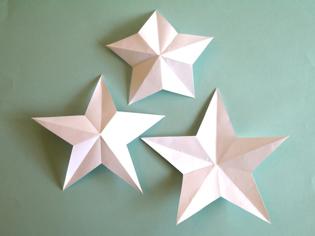 How to Cut Out a Paper Star (with Pictures) | eHow