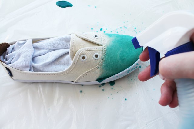 How to Dye Vans | eHow