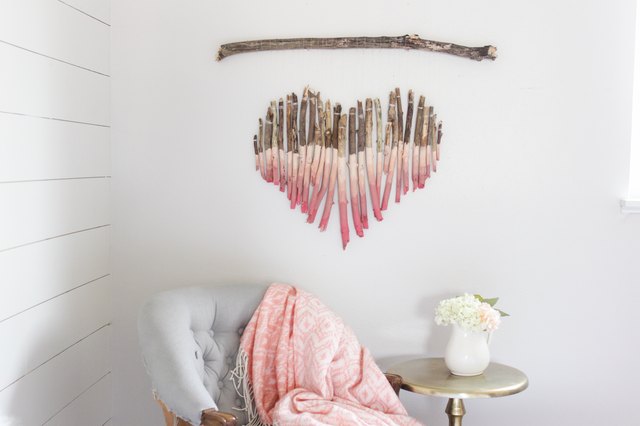 10 Ways to Decorate With Tree Branches| Tree Branch Decor, DIY Tree Branch Decor, Tree Branch Crafts, Tree Branch Crafts, Tree Branch DIY Projects, Tree Branch DIY Crafts #TreeBranchCrafts #TreeBranchDIYProjects #TreeBranchDecor #DIYTreeBranchDecor