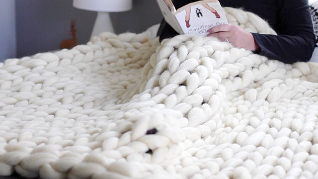 How to Hand Knit a Blanket Tutorial | eHow