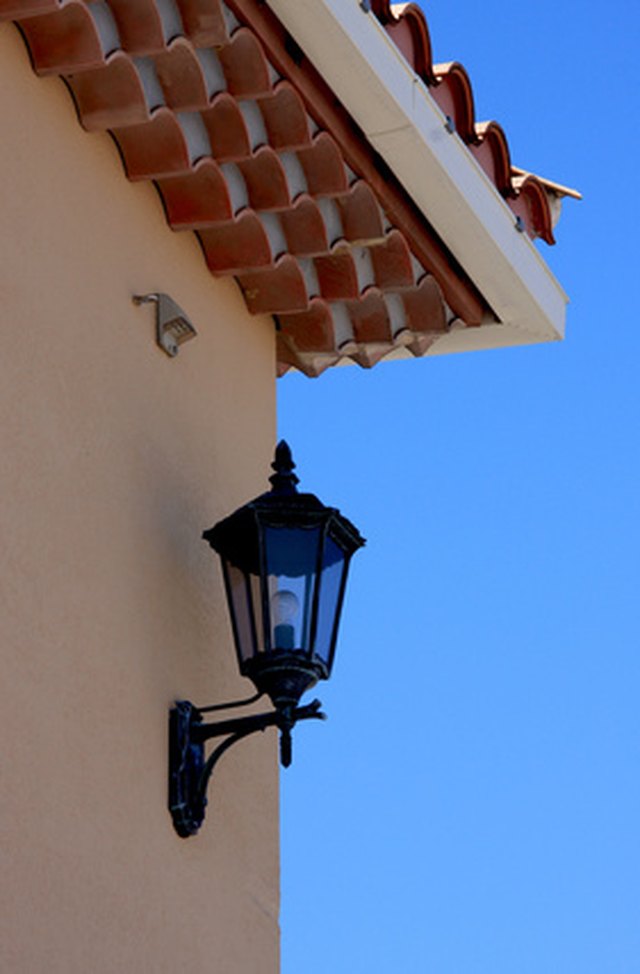 How To Mount External Light Fixtures On Existing Stucco EHow   Fotolia 12600928 XS 